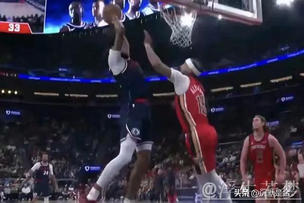 哈登斩获21+10 快船轻松击败鹈鹕